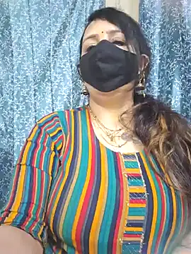 Snapshot of cute-tanvi chatting on January 22, 2025, 1:42 am cute-tanvi online show from January 22, 2025, 1:42 am