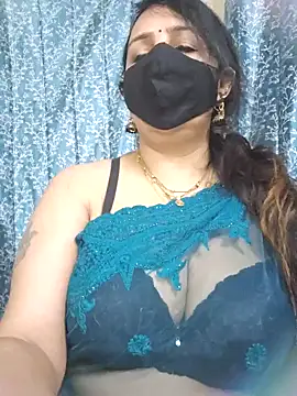 Snapshot of cute-tanvi chatting on January 23, 2025, 1:51 am cute-tanvi online show from January 23, 2025, 1:51 am