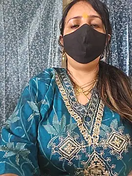 Snapshot of cute-tanvi chatting on February 22, 2025, 8:29 am cute-tanvi online show from February 22, 2025, 8:29 am