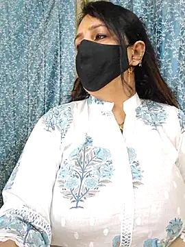 Snapshot of cute-tanvi chatting on February 28, 2025, 4:54 am cute-tanvi online show from February 28, 2025, 4:54 am