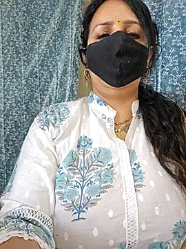 Snapshot of cute-tanvi chatting on March 5, 2025, 8:21 am cute-tanvi online show from March 5, 2025, 8:21 am