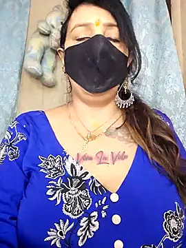 cute-tanvi online show from March 14, 2026, 1:34 am