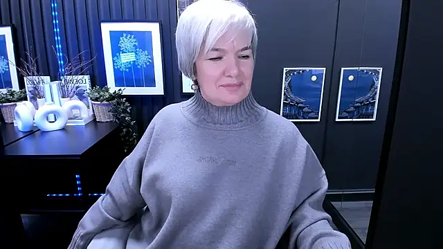 CarmenSoft online show from March 2, 2026, 5:08 am