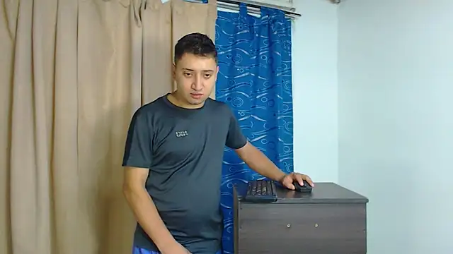 ares sexxx online show from March 12, 2025, 12:04 pm