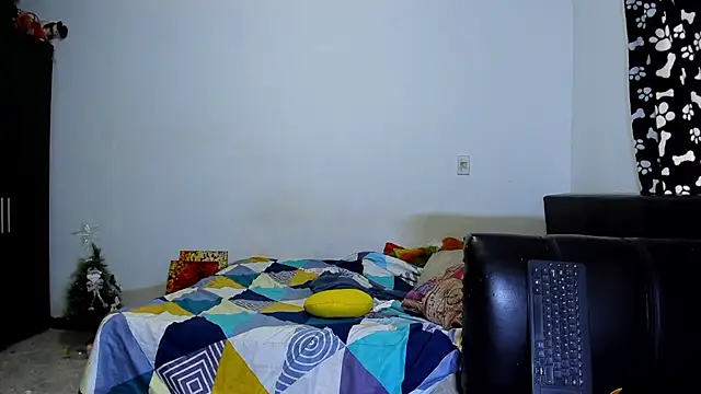 ares sexxx online show from November 21, 2025, 3:44 pm