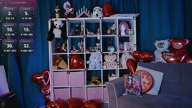 MadnessAlison online show from February 12, 2025, 7:13 pm