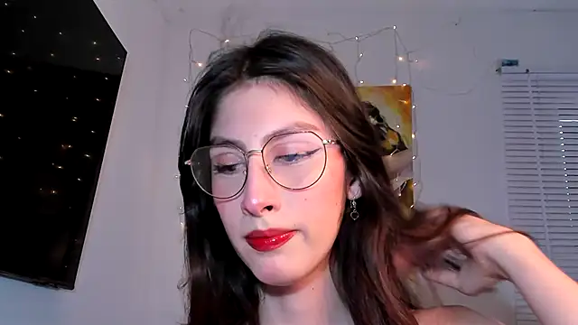 valeria gonzales  online show from January 5, 2025, 8:42 pm