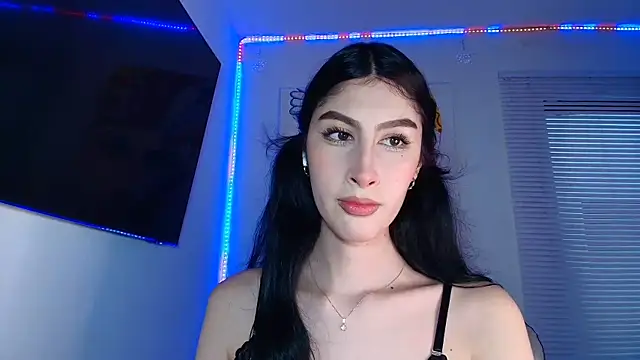 valeria gonzales  online show from February 11, 2026, 7:41 pm