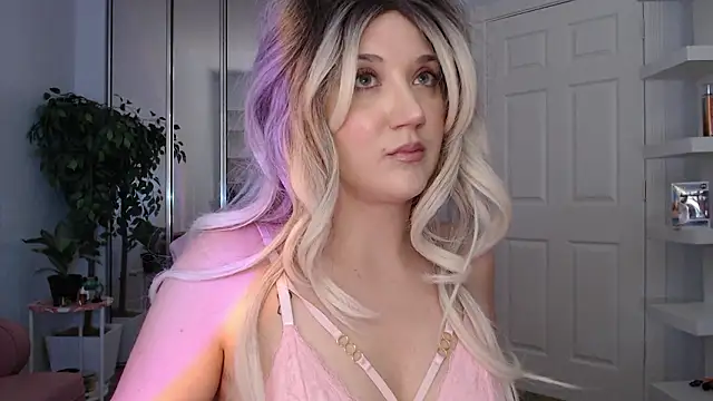 GoddessEmmy online show from March 5, 2026, 9:22 pm