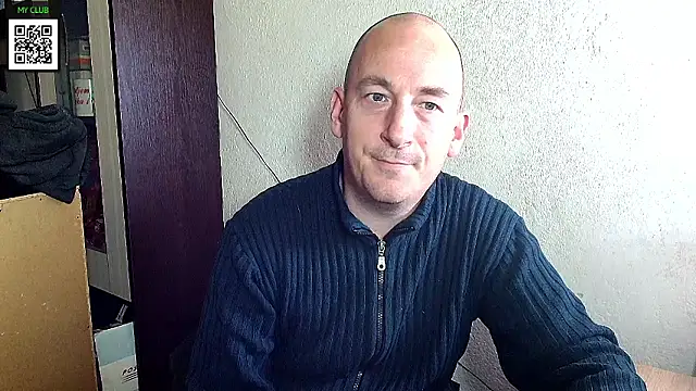 Snapshot of Johan___Barker chatting on December 4, 2024, 2:26 pm Johan   Barker online show from December 4, 2024, 2:26 pm