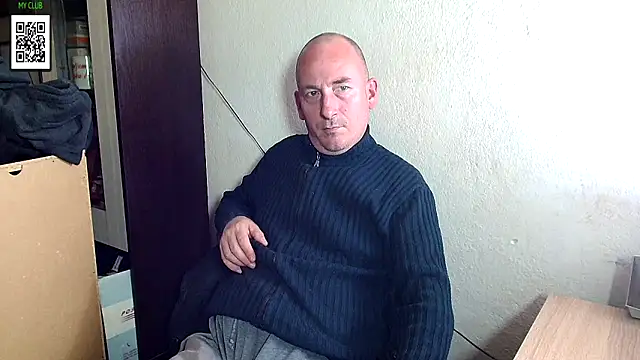 Snapshot of Johan___Barker chatting on December 4, 2024, 5:33 pm Johan   Barker online show from December 4, 2024, 5:33 pm