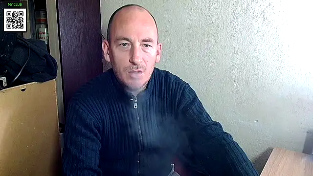 Snapshot of Johan___Barker chatting on December 10, 2024, 4:17 pm Johan   Barker online show from December 10, 2024, 4:17 pm