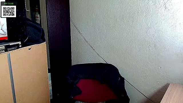 Snapshot of Johan___Barker chatting on December 10, 2024, 7:22 pm Johan   Barker online show from December 10, 2024, 7:22 pm