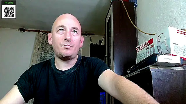 Snapshot of Johan___Barker chatting on December 18, 2024, 4:49 pm Johan   Barker online show from December 18, 2024, 4:49 pm