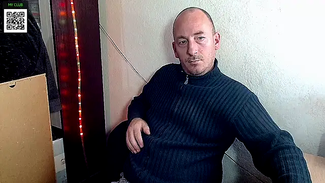 Snapshot of Johan___Barker chatting on December 23, 2024, 1:35 pm Johan   Barker online show from December 23, 2024, 1:35 pm