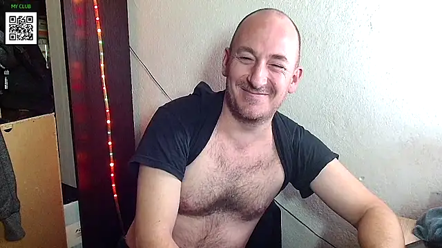 Snapshot of Johan___Barker chatting on December 23, 2024, 4:39 pm Johan   Barker online show from December 23, 2024, 4:39 pm