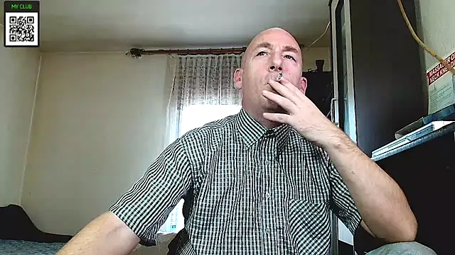 Snapshot of Johan___Barker chatting on December 28, 2024, 1:17 pm Johan   Barker online show from December 28, 2024, 1:17 pm