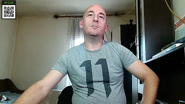 Snapshot of Johan___Barker chatting on December 29, 2024, 1:17 pm Johan   Barker online show from December 29, 2024, 1:17 pm