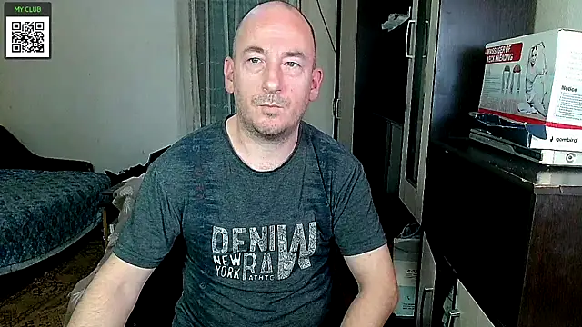 Snapshot of Johan___Barker chatting on February 17, 2025, 7:04 am Johan   Barker online show from February 17, 2025, 7:04 am