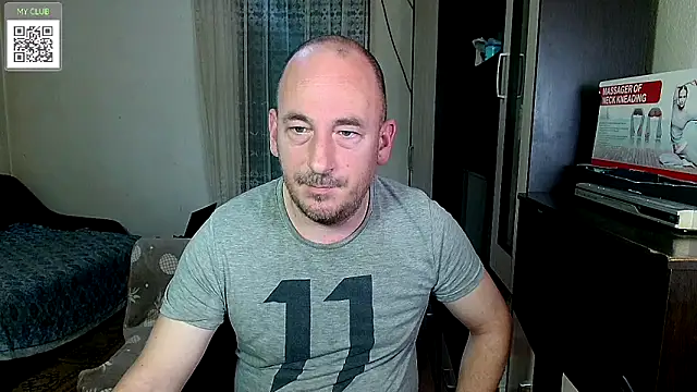 Snapshot of Johan___Barker chatting on March 12, 2025, 6:40 am Johan   Barker online show from March 12, 2025, 6:40 am