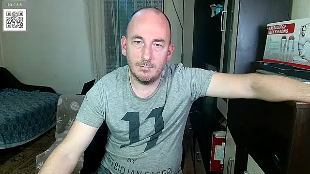 Snapshot of Johan___Barker chatting on March 12, 2025, 9:44 am Johan   Barker online show from March 12, 2025, 9:44 am
