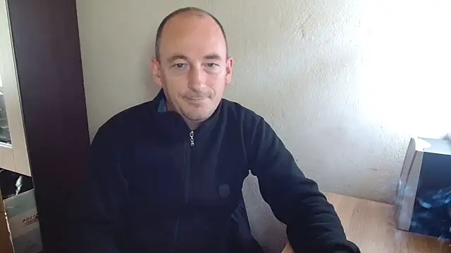 Snapshot of Johan___Barker chatting on October 9, 2025, 11:08 am Johan   Barker online show from October 9, 2025, 11:08 am