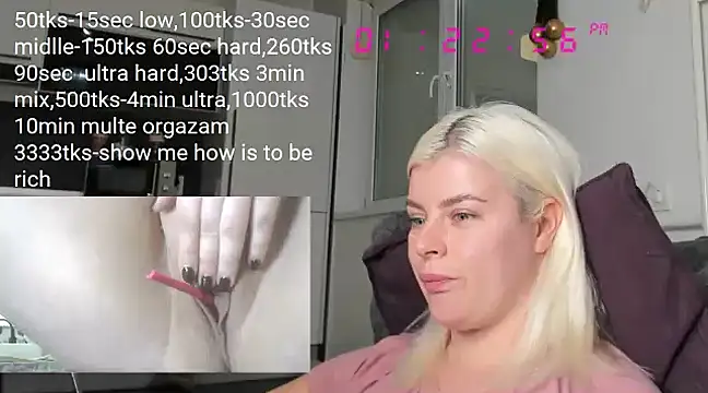 queenofthenighttt online show from January 2, 2025, 12:24 pm