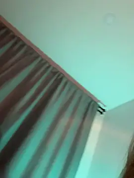 curchez  online show from January 23, 2025, 2:12 am