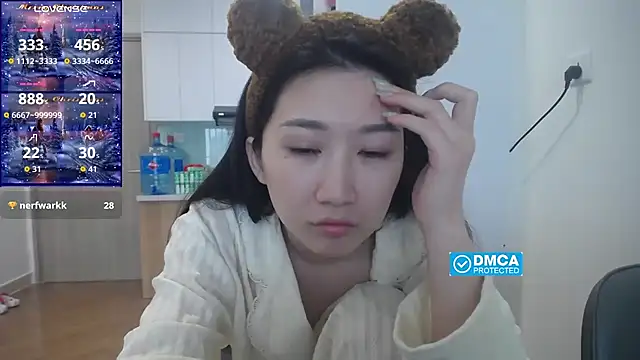 Asiagirll online show from February 5, 2026, 3:00 am