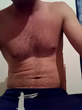 Snapshot of Rolandxxxr chatting on December 21, 2024, 4:14 pm Rolandxxxr online show from December 21, 2024, 4:14 pm