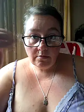 Iceprincess2bad4u online show from December 22, 2024, 4:48 pm