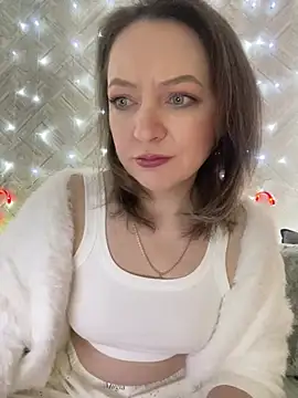 EvaBarsa  online show from December 19, 2024, 3:40 am