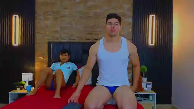 FelipeAndMarcello3 online show from March 19, 2025, 2:57 pm