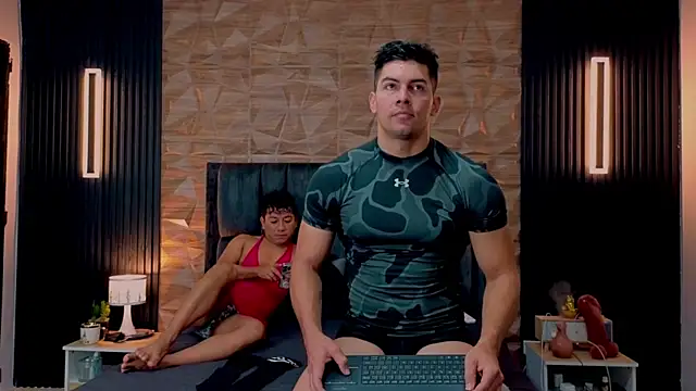 FelipeAndMarcello3 online show from September 8, 2025, 2:16 pm