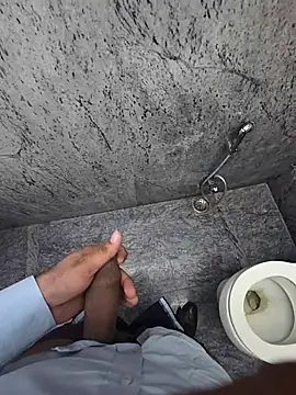 Snapshot of mayavi_baba chatting on October 15, 2025, 12:38 pm mayavi baba online show from October 15, 2025, 12:38 pm