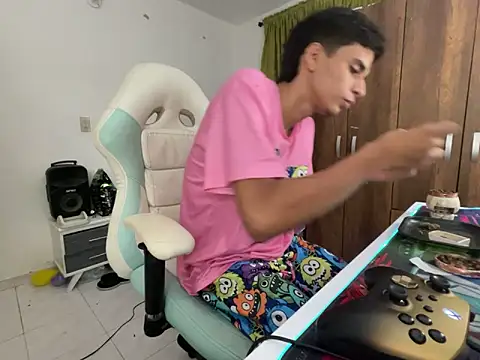 Max TheHorseDick online show from December 6, 2024, 4:14 am