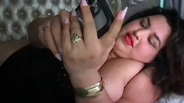 fatbbwpanocha69 online show from February 13, 2025, 6:16 pm