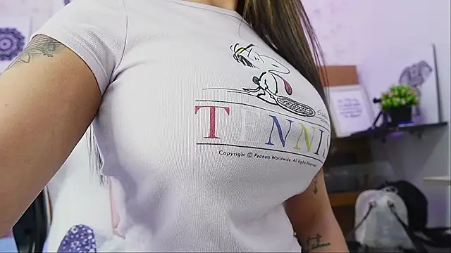 mssburbuja online show from March 19, 2025, 3:09 am