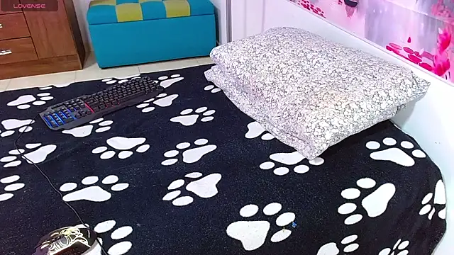 jaramilloali online show from January 16, 2025, 9:08 pm