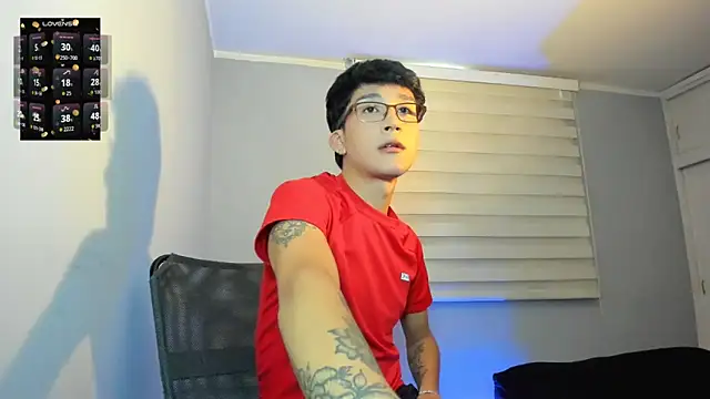 tom Howard online show from October 17, 2025, 6:43 pm