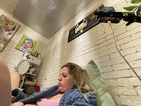 Angel girllovemy online show from March 7, 2025, 5:28 pm