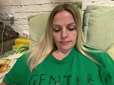 Angel girllovemy online show from March 21, 2025, 7:44 am