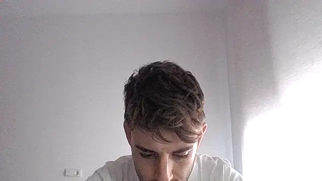 vargas90 online show from October 3, 2025, 8:22 am