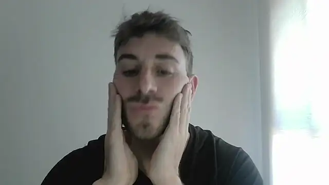 vargas90 online show from April 15, 2026, 12:56 pm