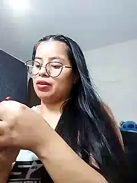 charlotte moineau online show from December 18, 2024, 12:54 am