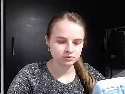 HellenMiyer1111 online show from February 13, 2025, 12:13 am