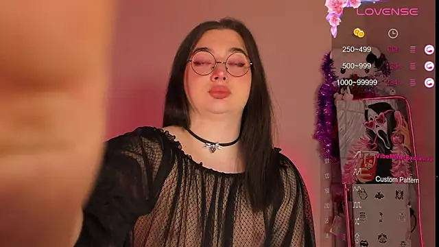 YsabellViveris online show from January 7, 2025, 9:07 am