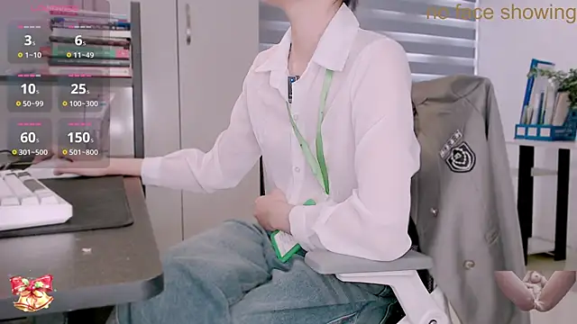 Shyn   online show from November 22, 2025, 4:22 am