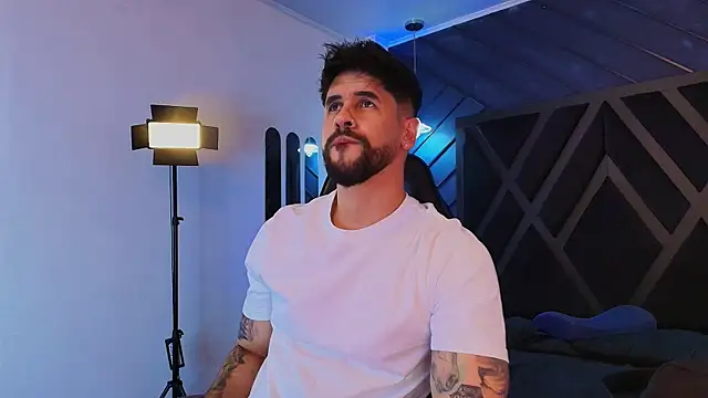 Petesevans online show from April 6, 2026, 11:16 pm