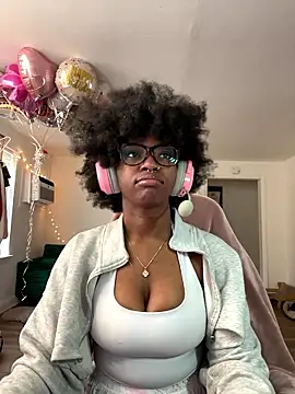 mochamimi online show from January 17, 2026, 3:06 pm